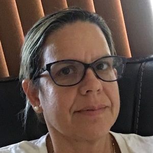 Meet your Posher, Alma